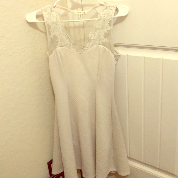 WHITE W/LACE STRETCH SKATER MINI DRESS - Picture 1 of 3
